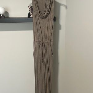 Oatmeal casual jumpsuit with wide legs